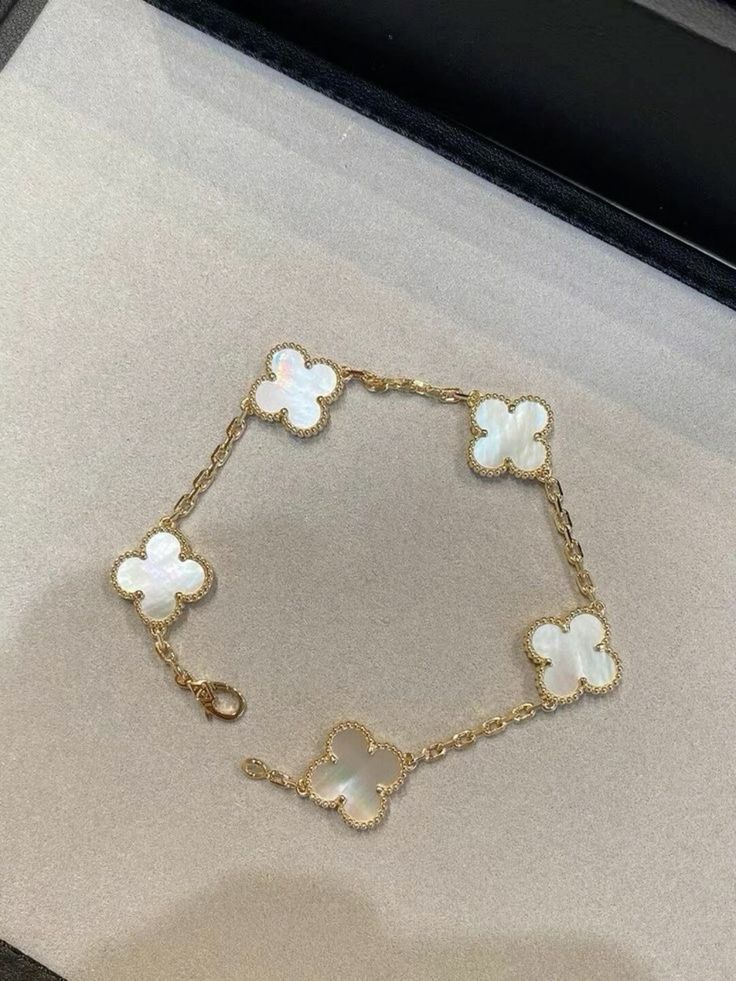 PULSERA TREBOL EXCLUSIVA/ BAÑO EN ORO 18K - COMPRA SEGURA ONLINE